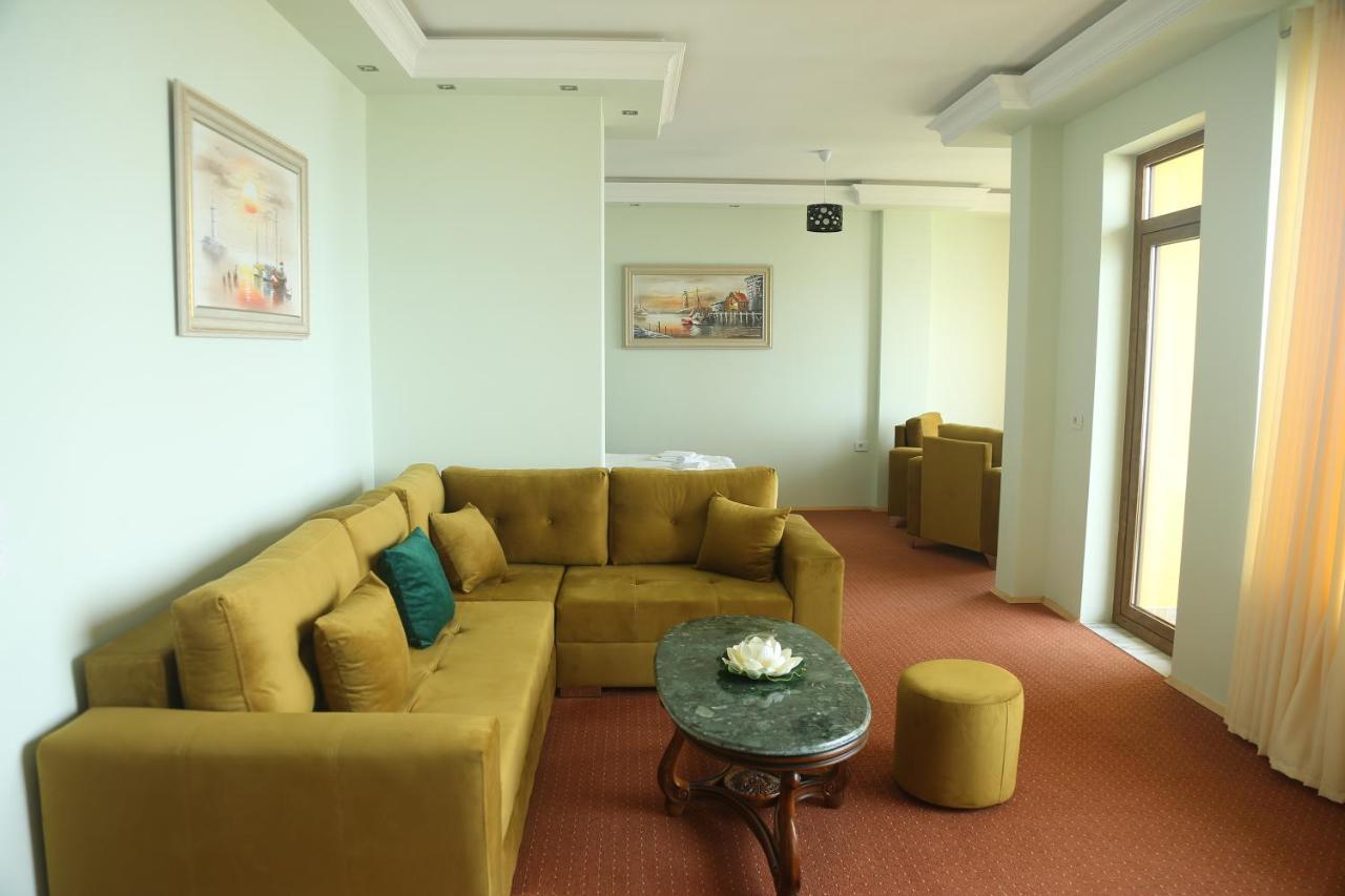 Kashta Hotel